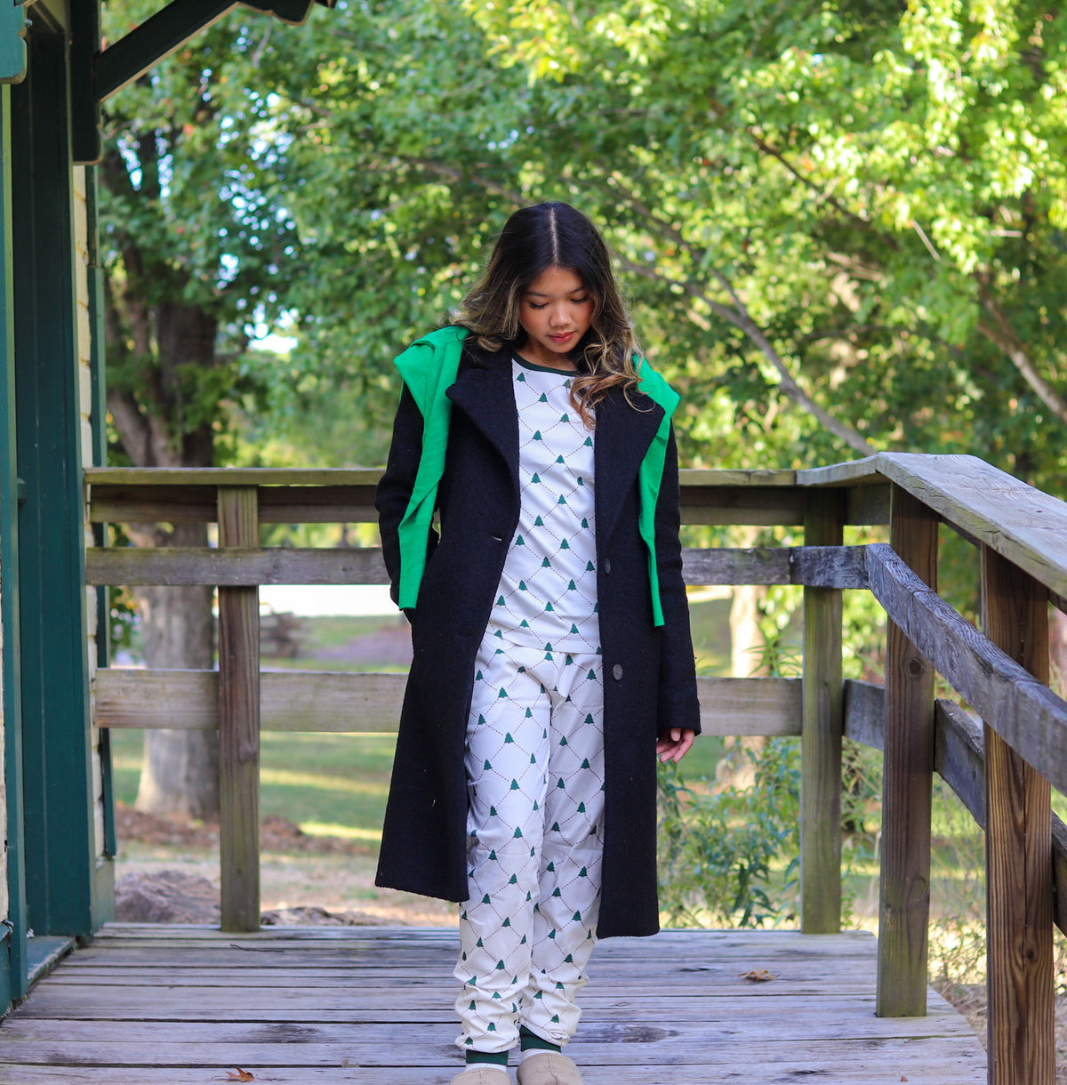 Cozy Evergreen Women Set