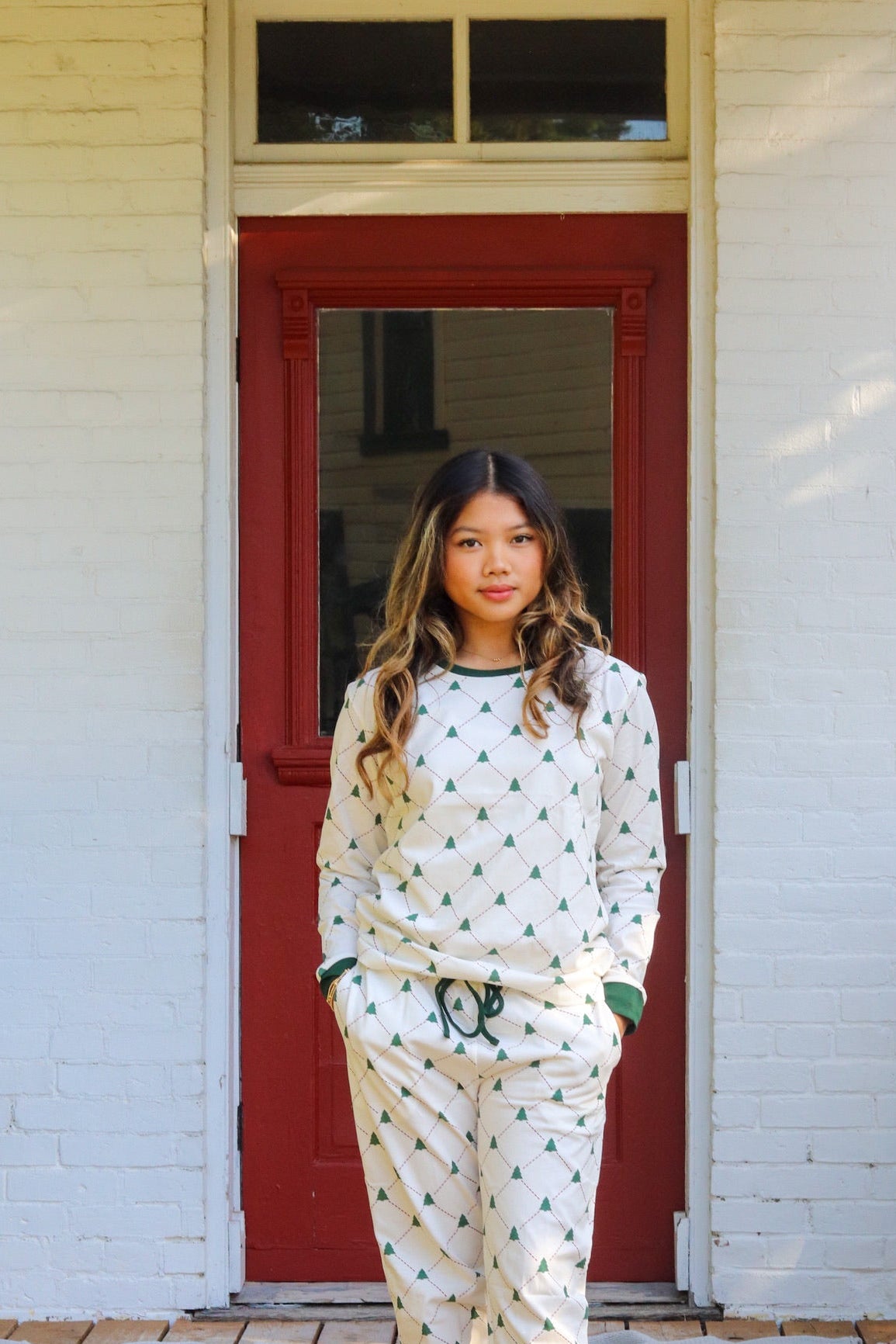Cozy Evergreen Women Set